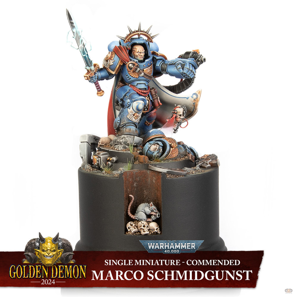 Ultramarine Captain, Full view