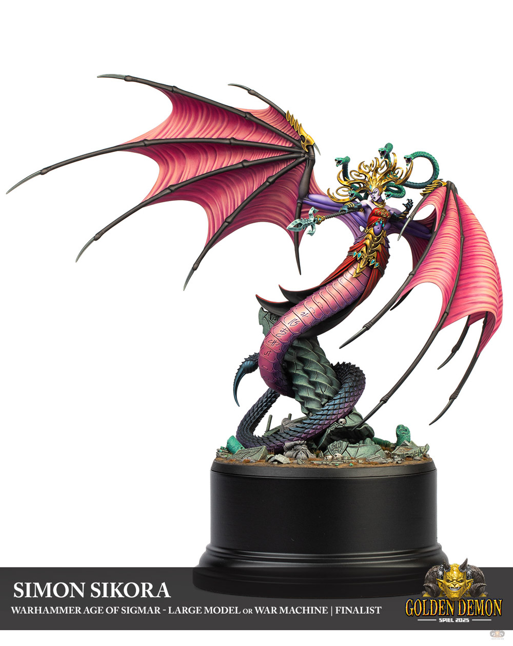 Warhammer Age of Sigmar: Large Model or War Machine by Simon Sikora